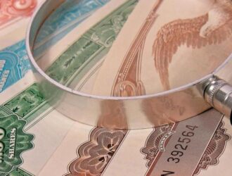 РФ потратит до 1 трлн руб. из ФНБ на скупку акций российских компаний в 2022г