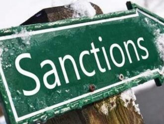 Почти 90% компаний в РФ затронуты действием санкций